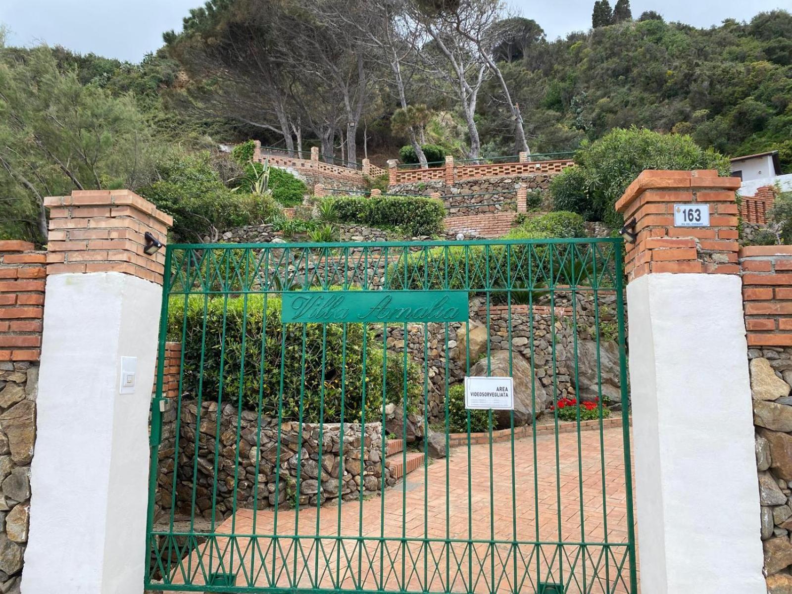 Villa Amalia Sul Mare Мессіна Екстер'єр фото
